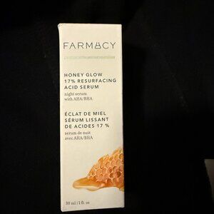 Honey Glow 17% AHA + BHA Resurfacing Acid Serum Honey Glow 17% AHA + BHA Resurfa